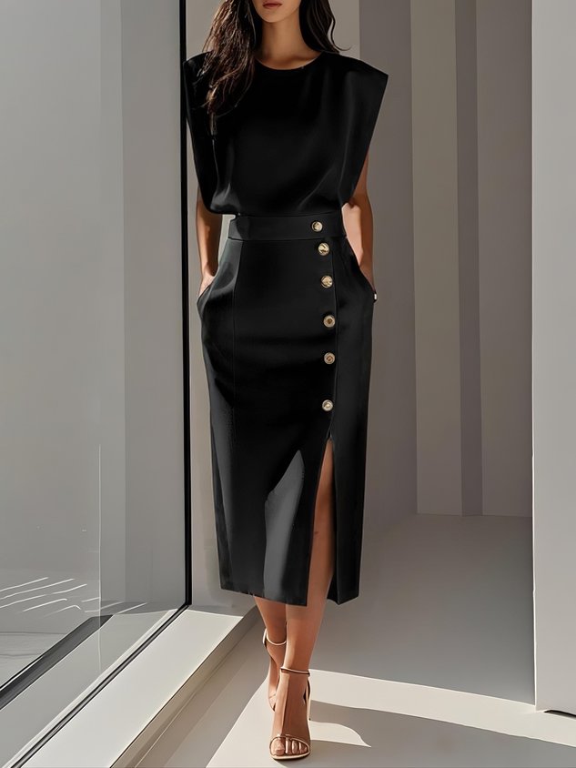 Quinn | Structured Shoulder Sleeveless Button Detail Midi Elegant Dress