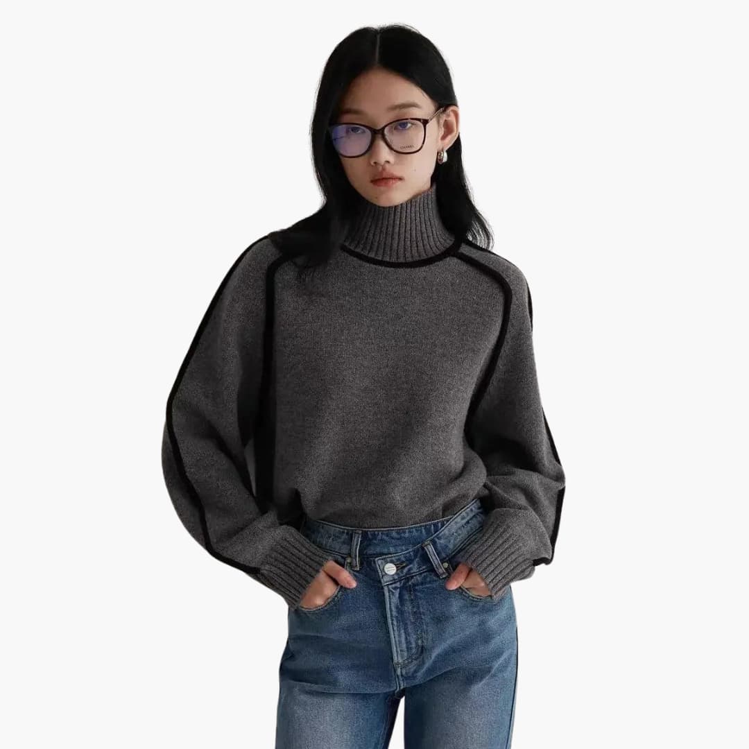 Marlowe | Women's Turtleneck Contrast Trim Relaxed Sweater