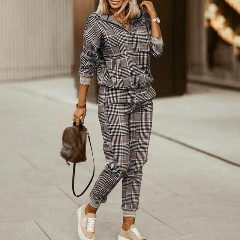 Adira | Women's Casual Patterned Zip-Neck Loungewear Tracksuit