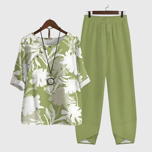 Rosalind | Women's Butterfly Print Loose Fit Two Piece Set